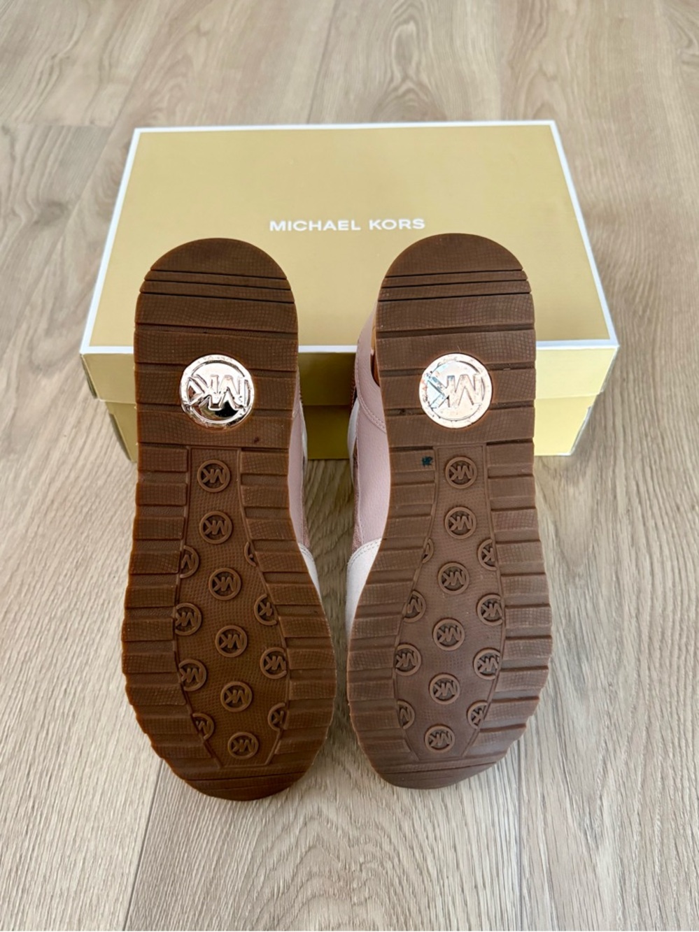 Michael Kors Wilma Suede & Logo Trainer – Soft Pink – Size 8.5 - Picture 7 of 10